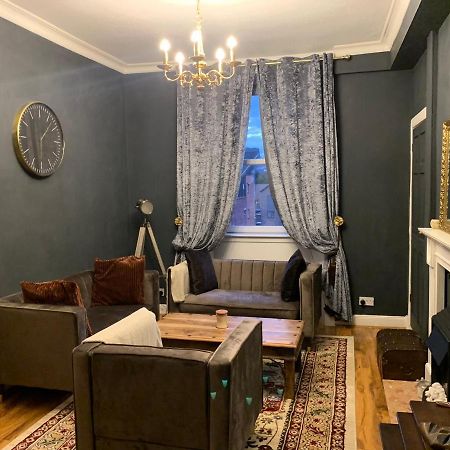 Glamours Stylish Victorian Apartment Near City Centre เอดินบะระ ภายนอก รูปภาพ